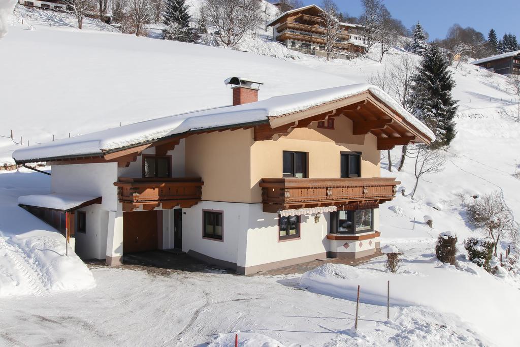 Ferienwohnung Haus Schwaighofer Saalbach Exterior foto